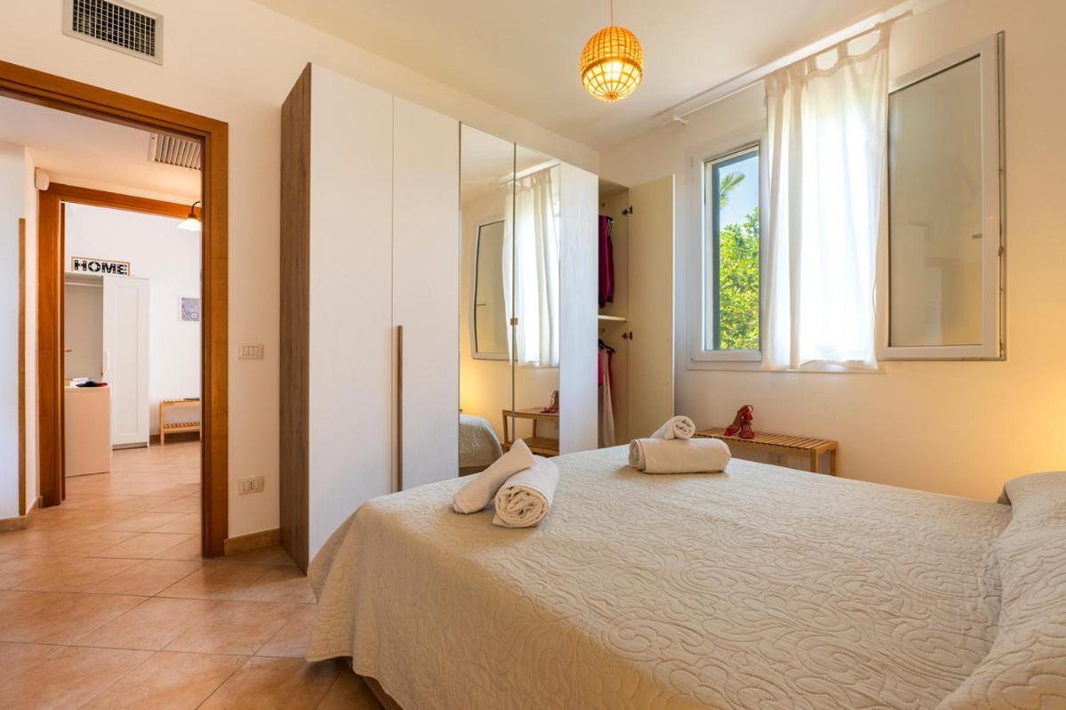 Villa Plumeria Campofelice Di Roccella Exterior foto